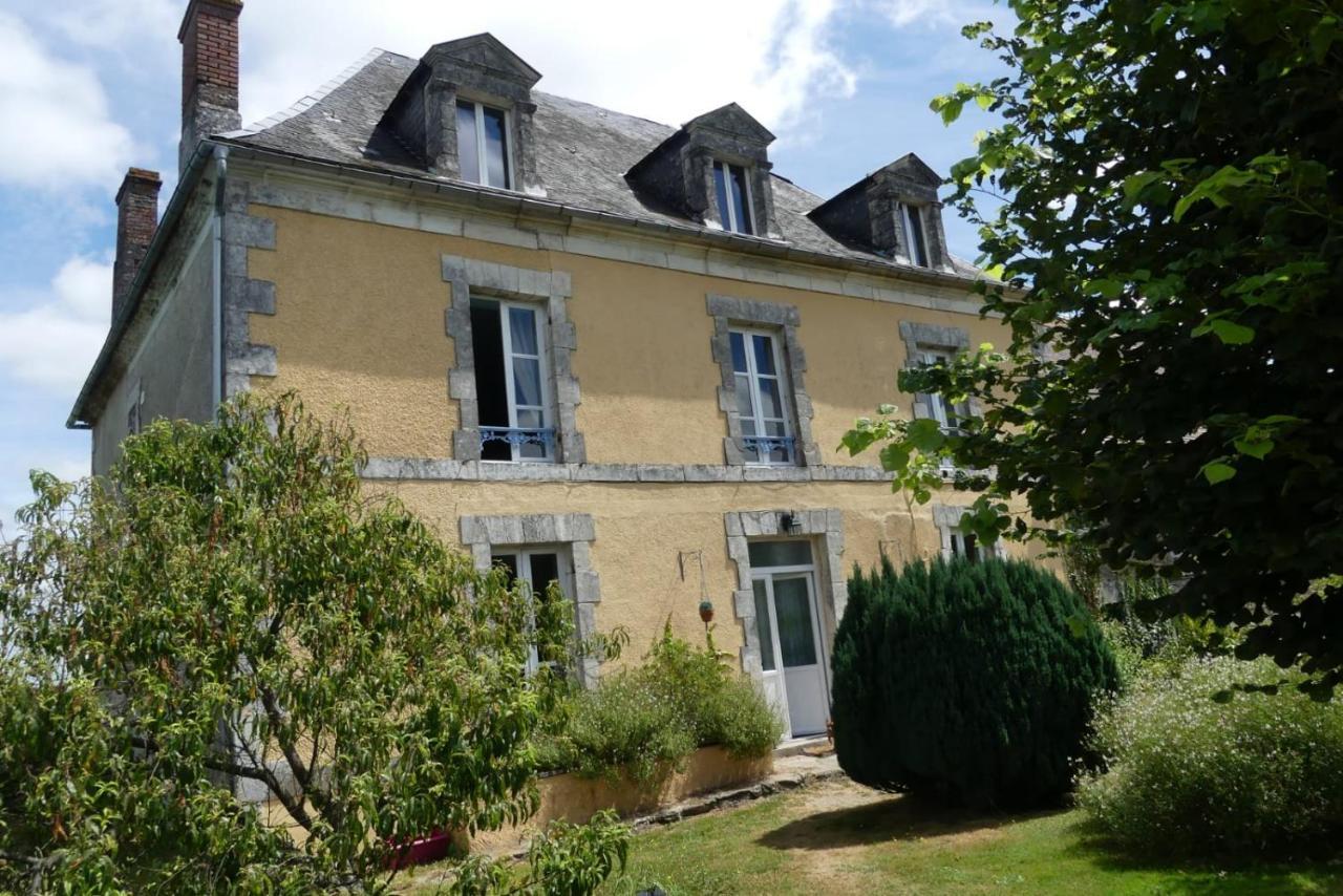 Maison Du Cheval Chalais  Экстерьер фото